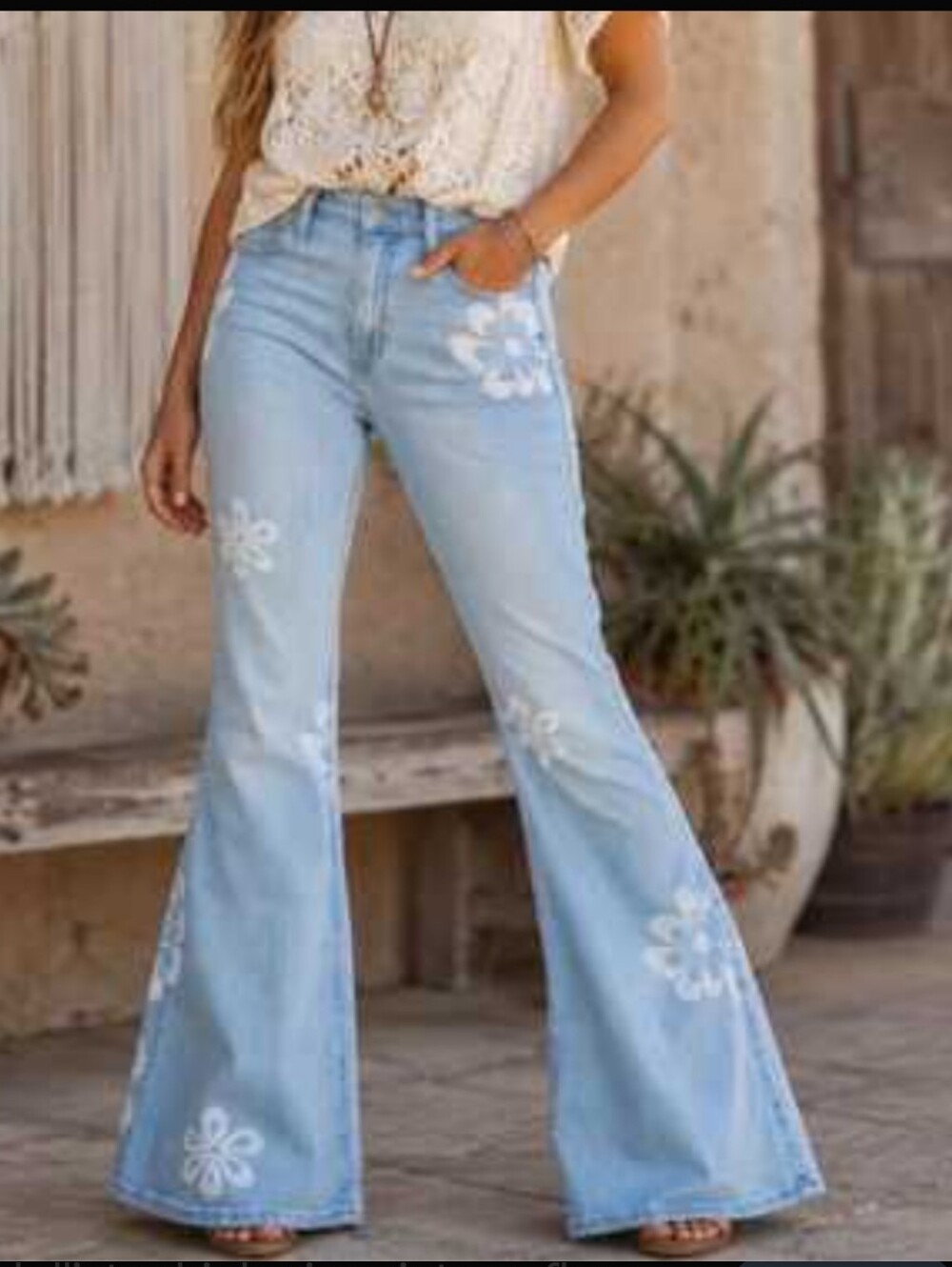 Hollister High Rise Vintage Flare Light Blue Floral Flare Jeans Sz. 27S